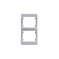 SIEMENS Delta Iris Plaque double verticale silver Installez deux mécanismes de prises ou interrupteurs avec cette plaque doub ...