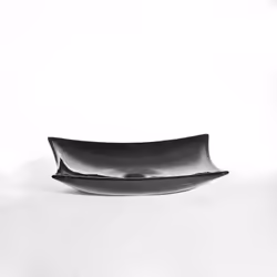 Choisissez la vasque rectangulaire Wing à poser en céramique noire. Chic et tendance, la vasque noire trouvera sa place dans  ...