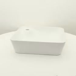 Chic et élégante, cette vasque pour salle de bain carrée en céramique blanche sera l'élément moderne de votre salle de bain d ...