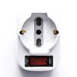 V-TAC 8744 adaptateur prise d'alimentation Type L (IT) Type L (IT) + Type F Blanc
