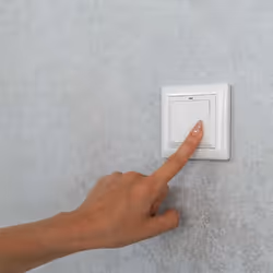 Shelly BLU Wall Switch 4 interrupteur d'éclairage Plastique Ivoire