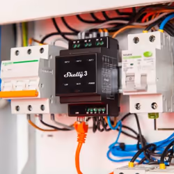 Shelly Pro 3 groupe électrogène Noir