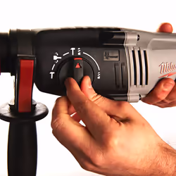 Milwaukee PH 28 820 W 900 tr/min SDS Plus
