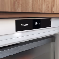 Miele FNUS 7040 D Congélateur vertical Sous comptoir 74 L Blanc