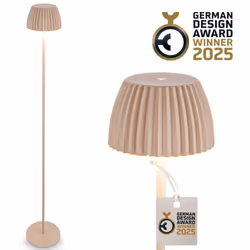 Lampadaire de salon sans fil en beige : Ce modèle élégant avec abat-jour cannelé et module LED 4,2W (400lm, 2.700K) diffuse u ...