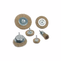 Description générale Le jeu de 6 brosses métalliques MANNESMANN M43806 est conçu pour divers travaux de nettoyage et de finit ...