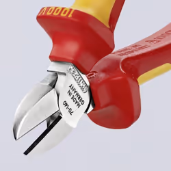 Informations techniques Longueur : 140 mm Poids : 240 g L’outil de coupe indispensable pour une utilisation polyvalente. Maté ...