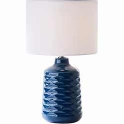 Les lampes de table décoratives peuvent être utilisées de plusieurs façons. Ils peuvent fonctionner comme lampes de chevet ou ...