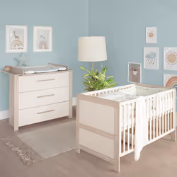 Chambre Bébé Duo Évolutive ROBA - Momo - Lit 70x140 + Commode à Langer à 3 Tiroirs - Beige Cashmere - Chêne Tristan