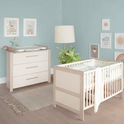 Chambre Bébé Duo Évolutive ROBA - Momo - Lit 70x140 + Commode à Langer à 3 Tiroirs - Beige Cashmere - Chêne Tristan