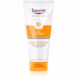 Le gel-crème solaire Eucerin Sun Oil Control SPF 30 vous garantit une grande protection contre les rayons solaires sans rendr ...