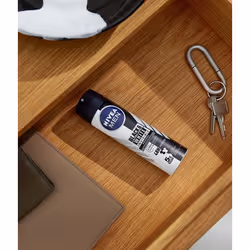 NIVEA Men Black & White Invisible Hommes Déodorant spray 200ml - Vue supplémentaire 4