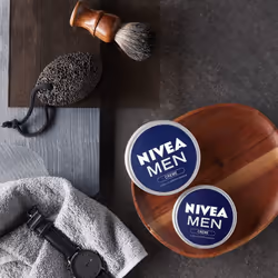 NIVEA Men Crème Visage Corps & Mains Homme - Vue supplémentaire 7