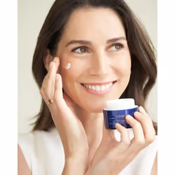 NIVEA 4005900884107 crème de jour et de nuit Crème de nuit Visage 50 ml - Vue supplémentaire 7