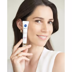 NIVEA Soin Yeux Anti-Cernes Cellular Luminous630 - Vue supplémentaire 8