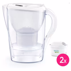 Carafe filtrante Marella 1051133 de Brita. Elle est dotée d'un couvercle fonctionnel facilitant le remplissage. Type : Carafe ...