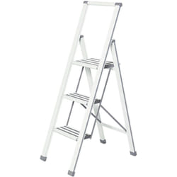 Wenko - Escabeau 3 marches Design Marches antidéparantes, Echelle légère et pliante, Hauteur 75 cm,ultra fin, Aluminium, 44 x 119 x 5.5 cm, Blanc