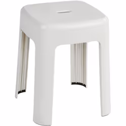 Découvrez le tabouret de salle de bain Alaska de WENKO, un accessoire alliant design moderne et fonctionnalité indispensable. ...