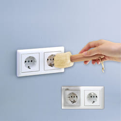 Wenko - Brosse nettoie-prise Poly