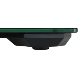 Wenko - Pèse Personne Digital avec écran lcd Plateau en verre trempé, Jusqu'à 150 kg avec graduations de 50 g, Piles incluses, 28 x 2,2 x 28 cm, Noir