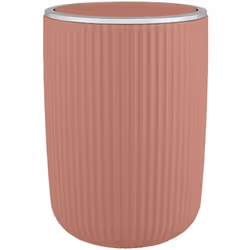 Découvrez la poubelle salle de bain design Agropoli de WENKO, un accessoire incontournable pour votre espace de beauté. Fabri ...