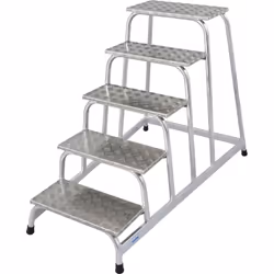 Type de produit = marchepieds de montage en aluminium. Profondeur marches = 240 mm. Largeur marches = 520 mm. Accès = 1 côté. ...