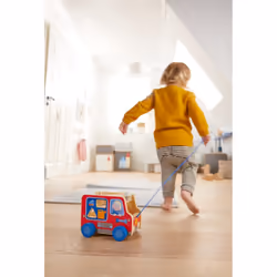 HABA Figurine à tirer Camion de pompiers - Vue supplémentaire 4