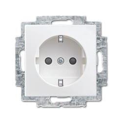 Busch-Jaeger 2013-0-5382 prise de courant CEE 7/3 Argent, Blanc