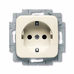 Busch-Jaeger 2013-0-4375, CEE 7/3, 2P+E, Blanc, 250 V, 16 A, 71 mm
