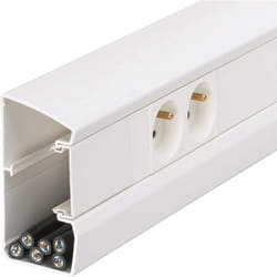 Goulotte appareillable queraz enclipsage direct h 105mm xp 56mm L200mm pvc Pure Hager GBD5010009016