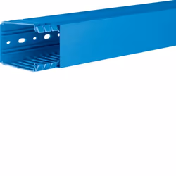 Hager BA780060BL, Bleu, PVC, EN50085-2-3, 6,5 mm, 2000 mm