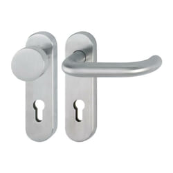Garniture de plaque courtes