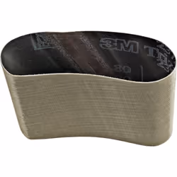 Pour éliminer les rayures, étape préliminaire à la finition satinée.(Manchon de ponçage Fein Pyramix - 63714146010 est un pro ...