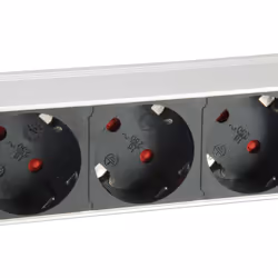 Equip 333309 multiprise 1,8 m 7 sortie(s) CA Intérieure Noir, Blanc