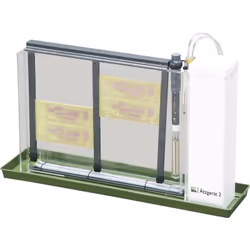 description La cuvette en plexiglas est équipée d'un tuyau de distribution d'air à perforations et d'un tuyau de brassage du  ...