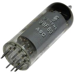 Sonstige - ubf 80 = 17 n 8 Tube électronique Diode-pentode double 100 v 2.8 mA Nombre de pôles: 9 Culot: noval Contenu 1 pc(s)