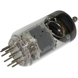 Btb Vertrieb ucc 85 Tube électronique Double triode 100 v 4.5 mA Nombre de pôles: 9 Culot: noval Contenu 1 pc(s)