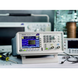 Tektronix - AFG1062 Générateur de fonction 0.000001 Hz - 60 MHz 2 canaux Sinusoïdale, Rectangulaire, Impulsion, Arbitraire, Bruit, Triangulaire