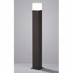 Le mât d'extérieur HUDSON de Trio Lighting est composé d'une tige rectangulaire en aluminium moulé sous pression de couleur a ...