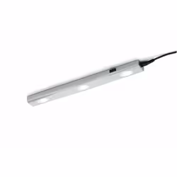 La reglette ARAGON par Trio Lighting est une applique à structure linéaire entièrement réalisée en plastique finition alumini ...