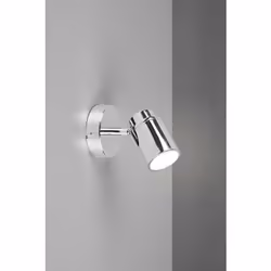 Le spot spot ANGELO de la marque Trio Lighting possède un cadre cylindrique entièrement en métal avec une base ronde. Il est ...