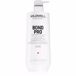 En lavant vos cheveux, le shampoing ouvre les cuticules qui constituent la structure superficielle du cheveu. Il est donc imp ...