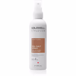 Offrez à vos cheveux de la liberté et de la texture. Le spray effet plage Goldwell StyleSign Sea Salt Spray donne à vos cheve ...