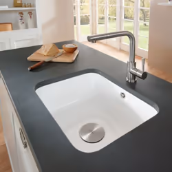 Les avantages de l'évier 1 bac VILLEROY ET BOCH Cisterna 60C Noir chromite - avec vidage manuel Installation possible directe ...