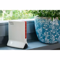 FRITZ!Box Box 6820 LTE International routeur sans fil Gigabit Ethernet Monobande (2,4 GHz) 4G Rouge, Blanc - Vue supplémentaire 6