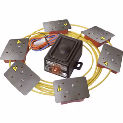 Informations techniques Alimentation : 12 V Alimentation (LOV) : via réseau de bord Angle de rayonnement (détails) : 160 ° Di ...