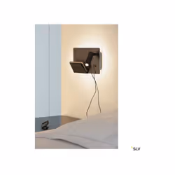 Idéale en liseuse ou en lampe de lecture, la gamme de luminaires SOMNILA offre un concept d’éclairage novateur et convivial.  ...