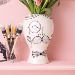 Vase Favola homme blanc et noir Kare Design