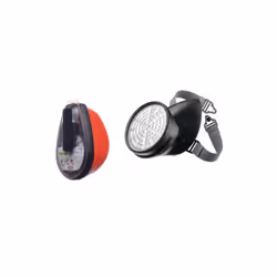 Le Dräger PARAT® 3100 est un demi-masque d’évacuation équipé d’un filtre multi-gaz ABEK-15 garantissant une protection pendan ...