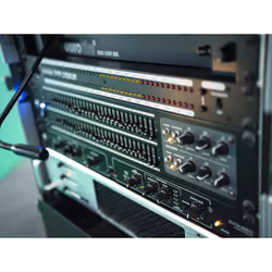 Omnitronic 10355526 égaliseur audio Égaliseur paramétrique - Vue supplémentaire 4